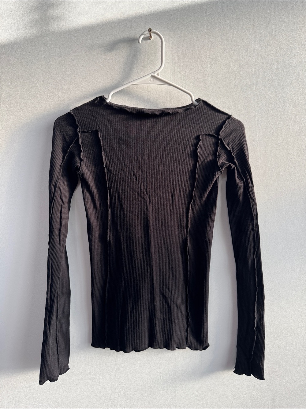 Baserange top with two seams